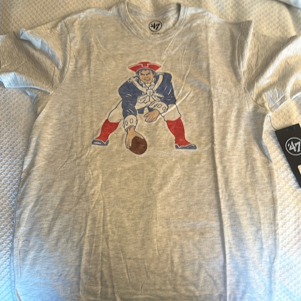 New England Patriots Historic Grit Scrum Tee